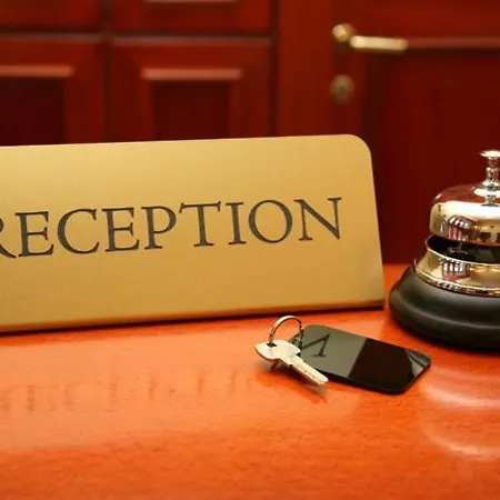 Bourgeoisie*** Hotel