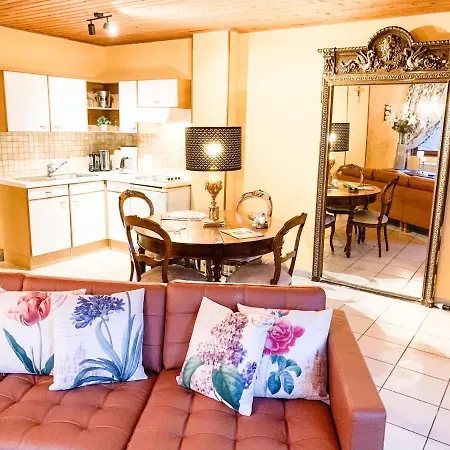 Hotel Bourgeoisie***